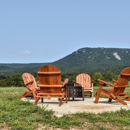 Вилла Holly Tree Retreat Located In Beautiful Luray, Va. Экстерьер фото