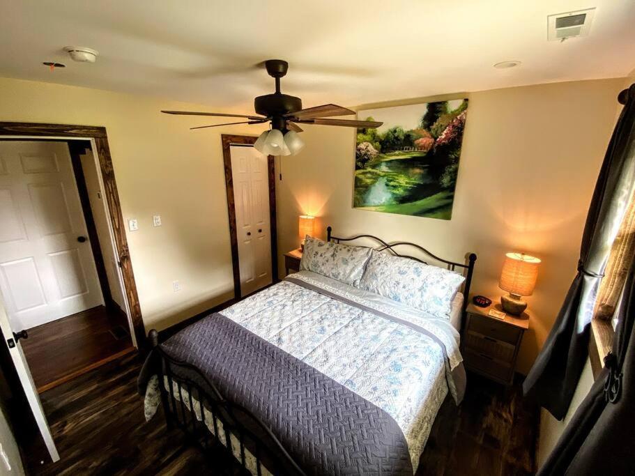 Вилла Holly Tree Retreat Located In Beautiful Luray, Va. Экстерьер фото