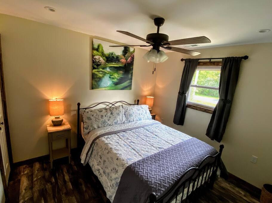 Вилла Holly Tree Retreat Located In Beautiful Luray, Va. Экстерьер фото